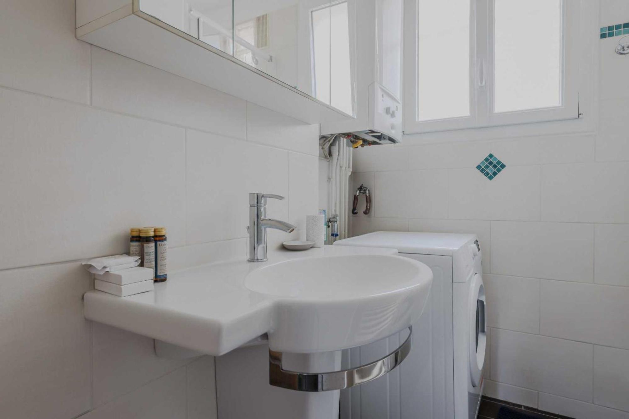 Peaceful - 1bd- 4p - Montmartre *